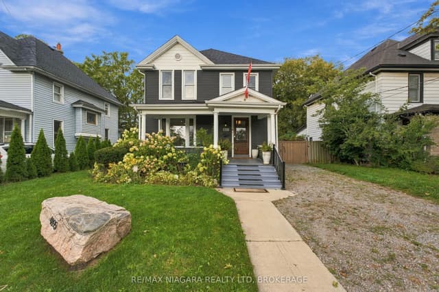 Detached at 4895 Crysler Avenue, Niagara Falls, ON L2E 3W5