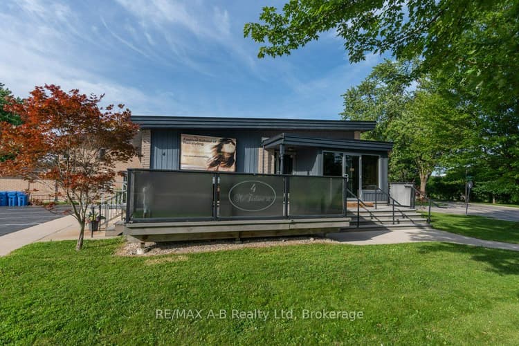 4 MC FARLANE Street