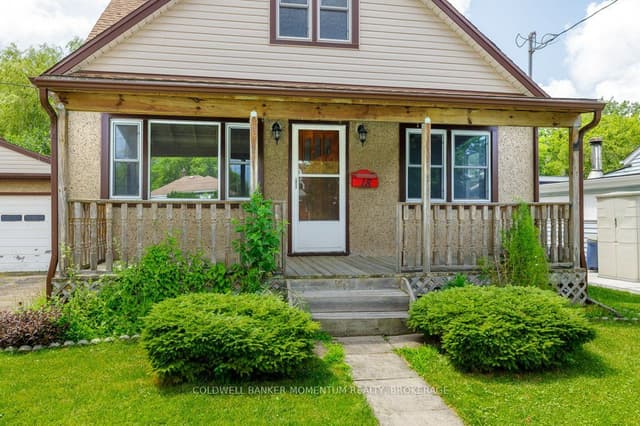 Detached at 18 Pietz Avenue, Welland, ON L3C 1Z4