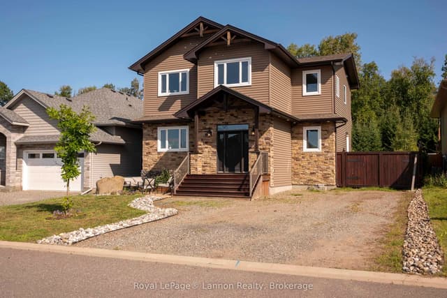 Detached at 145 Dogwood Crescent, Thunder Bay, ON P7G 2N9