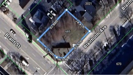 685 Brant Street — Burlington