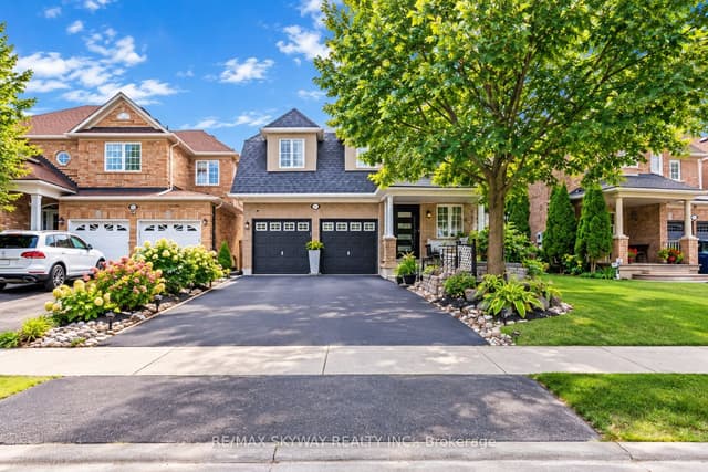 Detached at 6214 Miriam Way, Mississauga, ON L5N 8J6