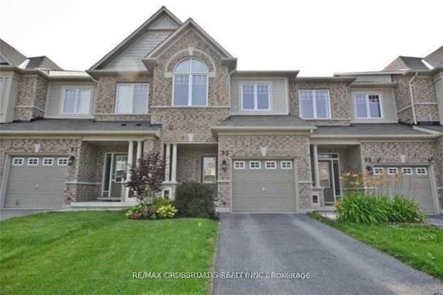 Att/Row/Townhouse at 95 Thatcher Crescent, Newmarket, ON L9N 0B9