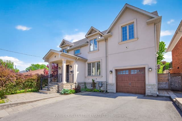 Detached at 17 Lockheed Boulevard, Toronto, ON M9P 2H5, Toronto W09