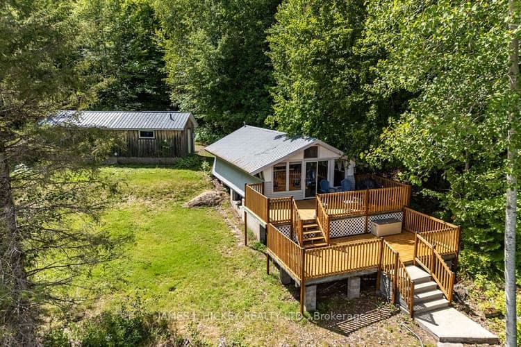 221 Duck Point Trail