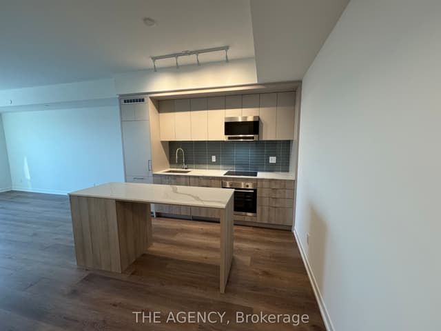 Condo Apartment at 863 St Clair Avenue W 606, Toronto, ON M6C 1C4, Toronto C02