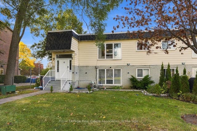 Condo Apartment at 540 Mary Street E 1-4, Whitby, ON L1N 2R1