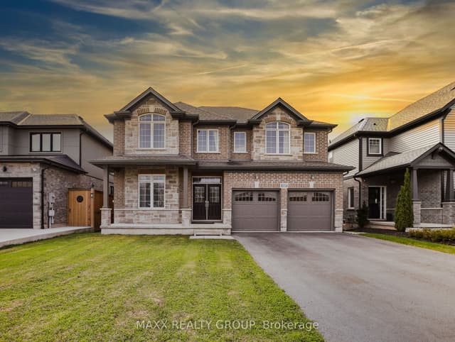 Detached at 9354 Shoveller Drive, Niagara Falls, ON L2H 0M3