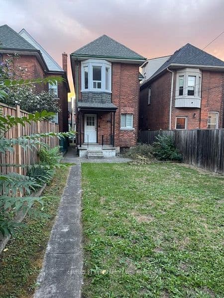 Detached at 37 Gladstone Avenue, Hamilton, ON L8M 2H7