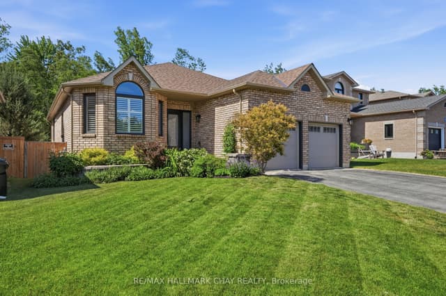 Detached at 50 Thicketwood Avenue, Barrie, ON L4N 5Y6