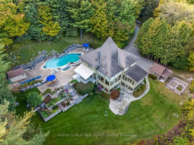 Detached at 17480 Dufferin Street, King, ON L7B 1K5
