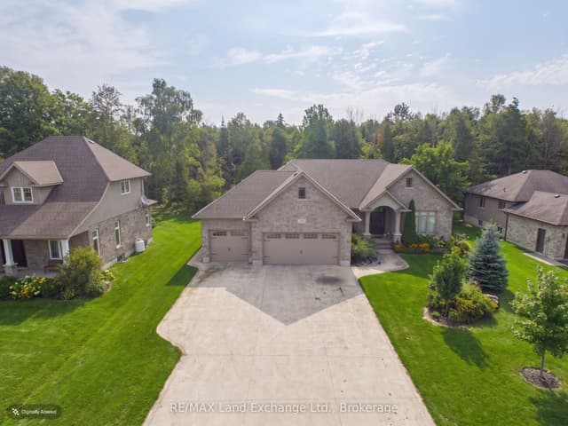Detached at 192 Birchwood Avenue, Kincardine, ON N0G 2T0