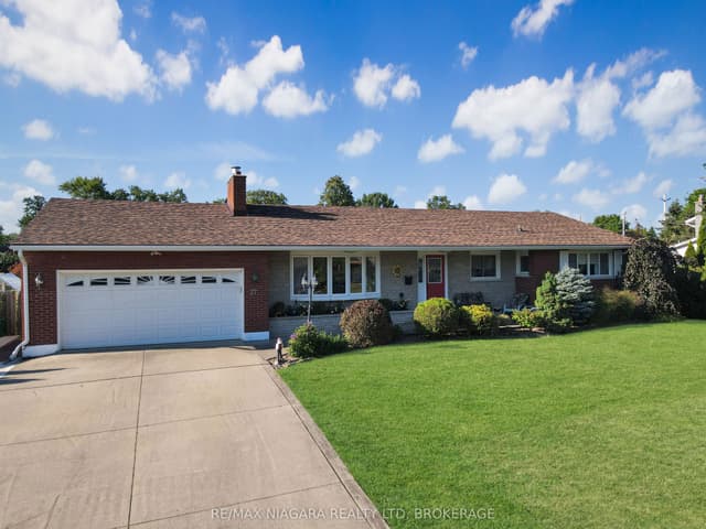 Detached at 27 Lindbergh Drive, Fort Erie, ON L2A 2Z5