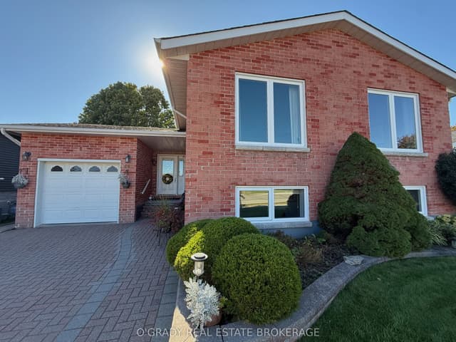 Detached at 1442 Windsor Drive, Brockville, ON K6V 6X6