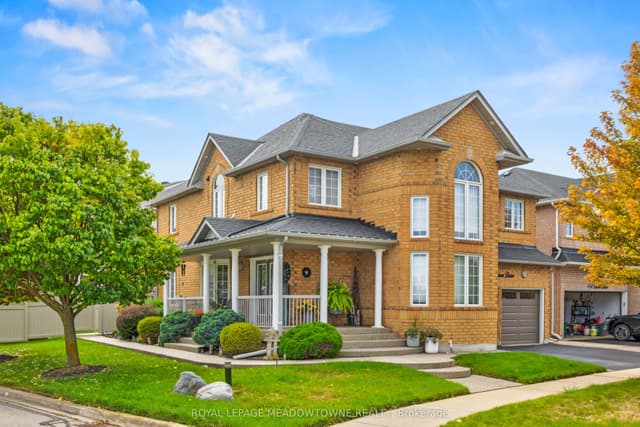 Detached at 116 Dixon Drive, Milton, ON L9T 5P7