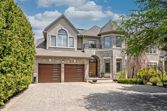 Detached at 203 Burloak Drive, Oakville, ON L6L 6T6