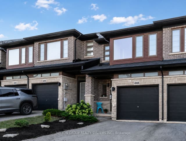 Att/Row/Townhouse at 4008 Crown Street, Lincoln, ON L3J 0S3