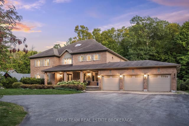 Detached at 1762 Wilkinson Street, Innisfil, ON L9S 1X3