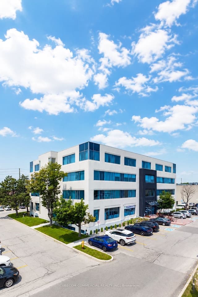 Office at 8333 Weston Road 210, Vaughan, ON L4L 8E2