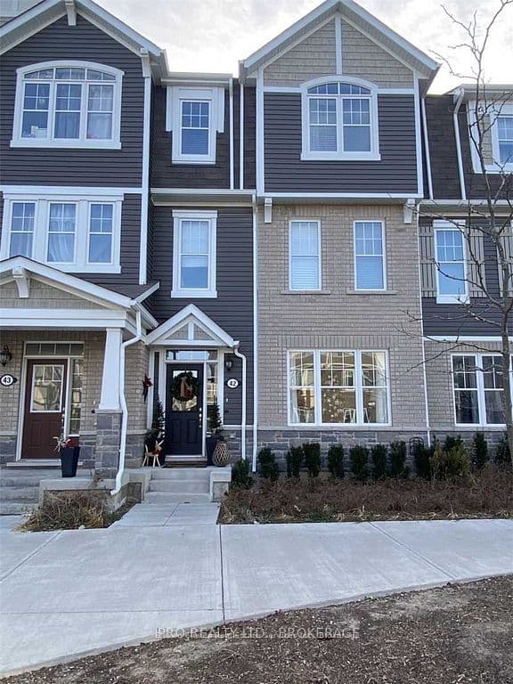 Att/Row/Townhouse at 1222 Rose Way 42, Milton, ON L9E 1P2