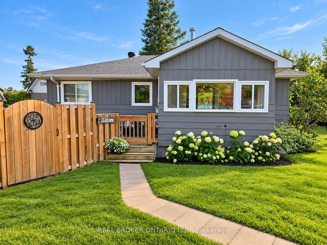 Detached at 23 Owen Road, Oro-Medonte, ON L0L 1T0