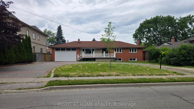 Detached at 20 May Avenue, Richmond Hill, ON L4C 3S6