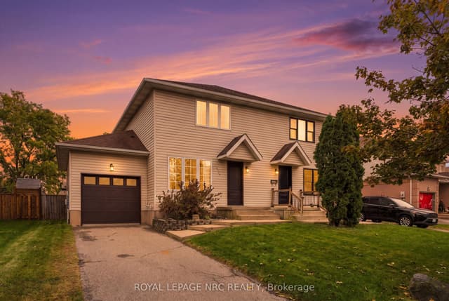 Semi-Detached at 4529 Garden Gate Terrace, Lincoln, ON L3J 0E6