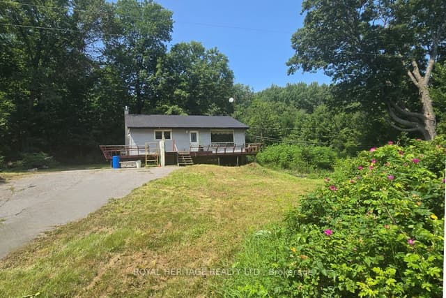 Detached at 1590 Elm Tree Road, Central Frontenac, ON K0H 1B0