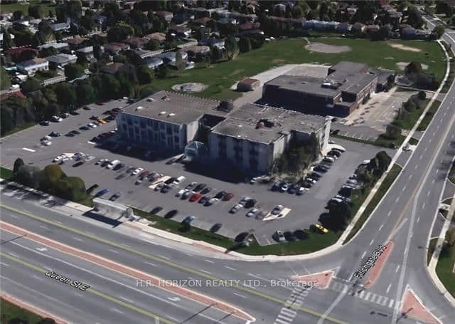Unit 122, Unit 122 · 40 Finchgate Blvd