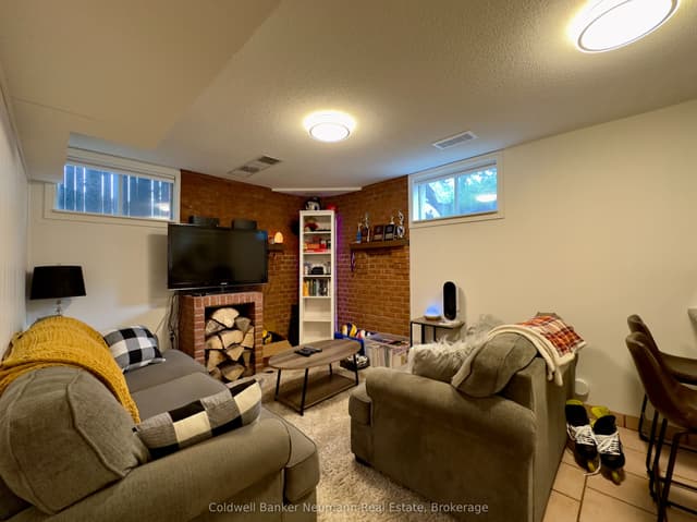 Detached at 52 Renfield Street LOWER, Guelph, ON N1E 4A2