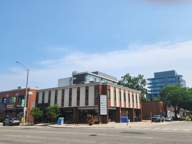 Commercial Retail at 119 Lakeshore Road E, Mississauga, ON L5G 1E5