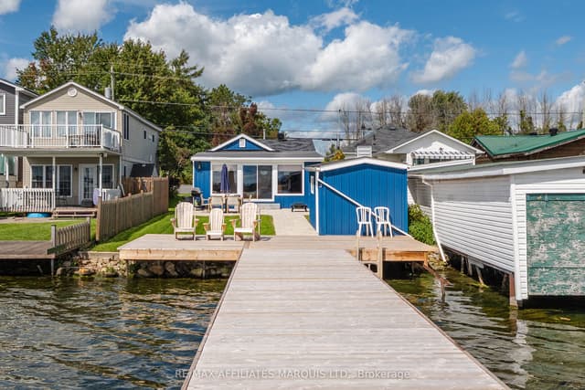 Detached at 18988 County Rd 2 Highway S, South Glengarry, ON K6H 5R5