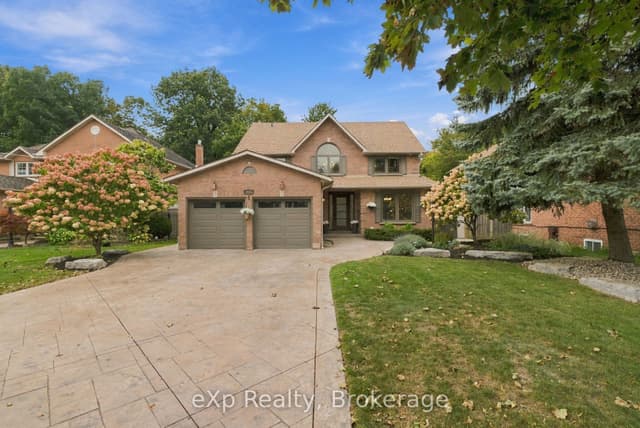 Detached at 237 Lake Driveway W, Ajax, ON L1S 5B1