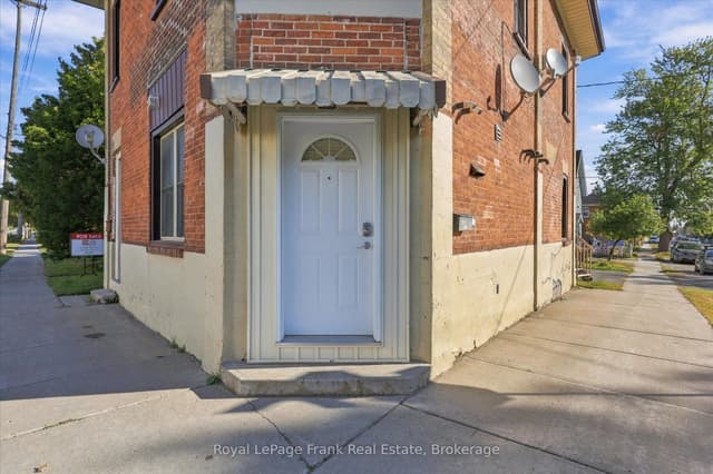 Triplex at 226 Lake Street, Peterborough, ON K9J 3J1