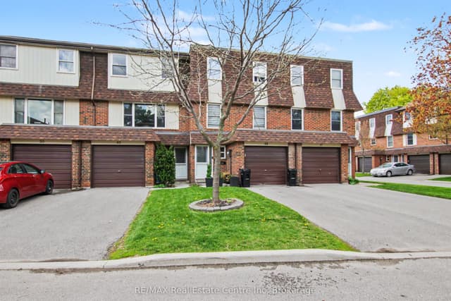 Condo Townhouse at 371 Bronte Street S 49, Milton, ON L9T 3K5