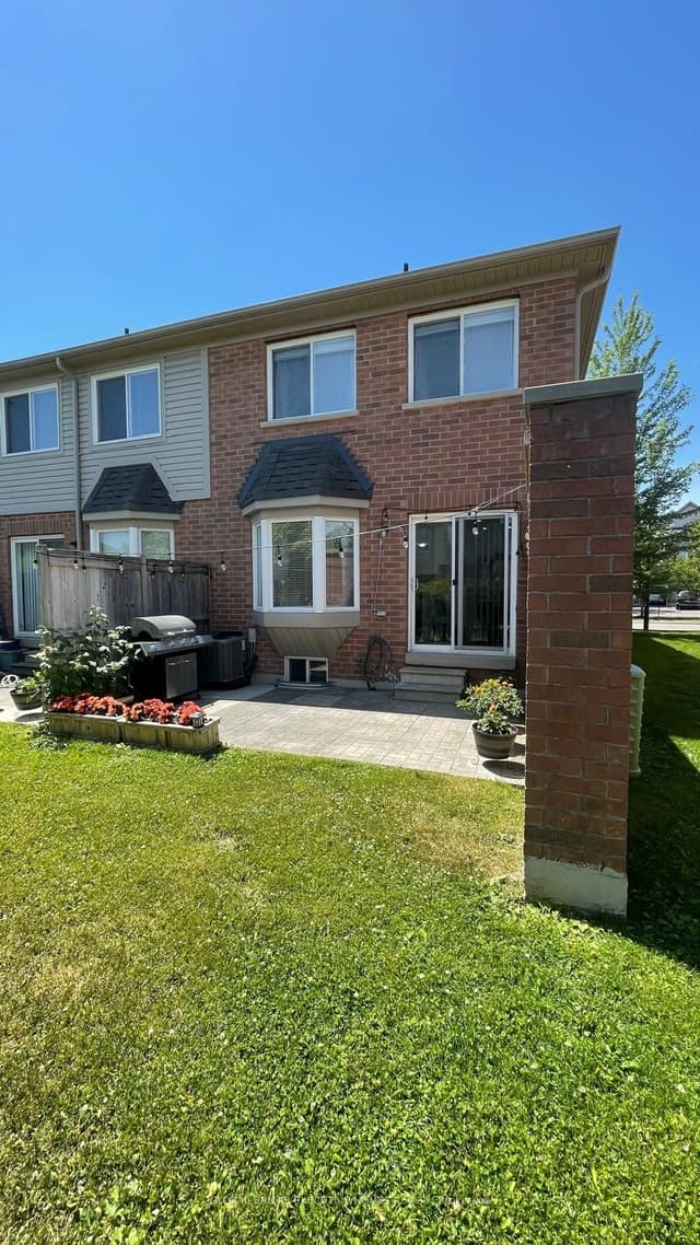 Condo Townhouse at 5255 Palmetto Place 11, Mississauga, ON L5M 0H2