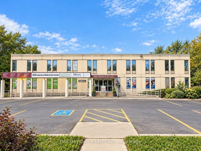 Office at 3000 Lawrence Avenue E, Toronto, ON M1P 2V1, Toronto E09