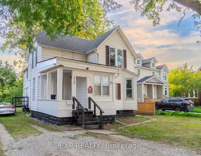 Detached at 523 Caron Avenue, Windsor, ON N9A 5B5