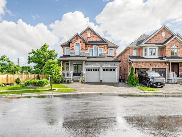 Detached at 15 Motley Court, Richmond Hill, ON L4E 0N4