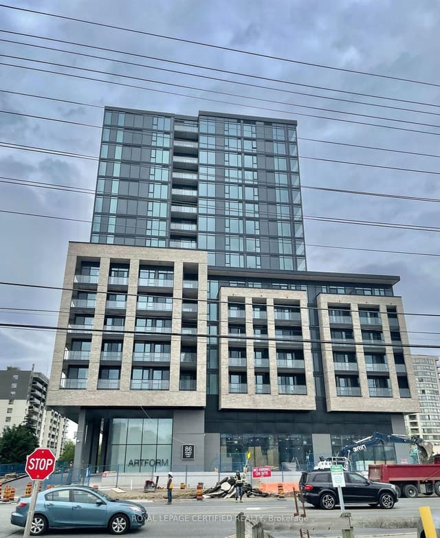 Condo Apartment at 86 Dundas Street E 302, Mississauga, ON L5A 0B1