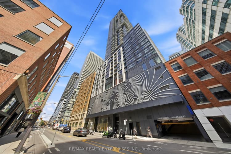 87 Peter Street