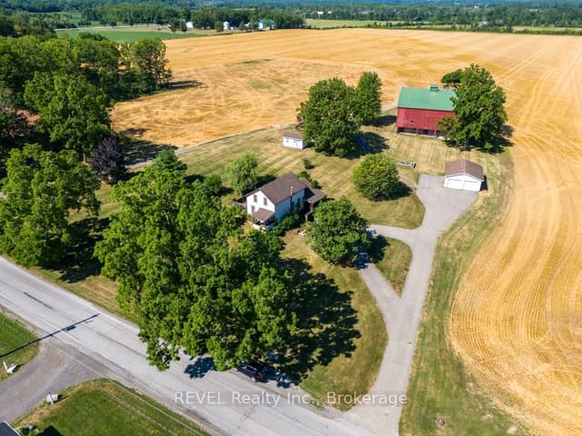 Detached at 2277 Ridgemount Road, Fort Erie, ON L0S 1S0