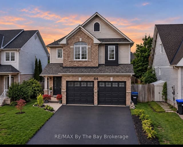 Detached at 84 Wesley Avenue, Wasaga Beach, ON L9Z 0B9