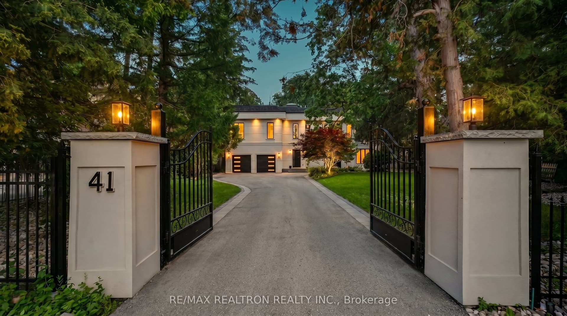 41 Sprucewood Dr