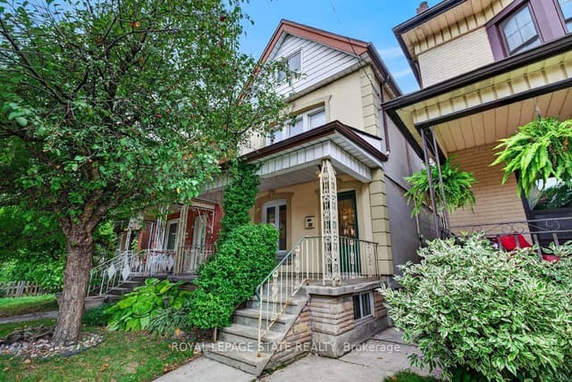 Detached at 23 Garfield Avenue N, Hamilton, ON L8M 2R5