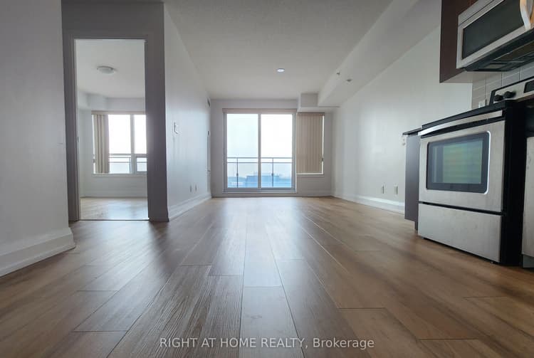 370 Highway 7 Avenue