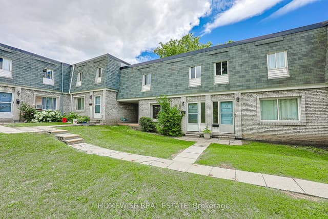 Condo Townhouse at 1350 Winding Trail 40, Mississauga, ON L4Y 2T8