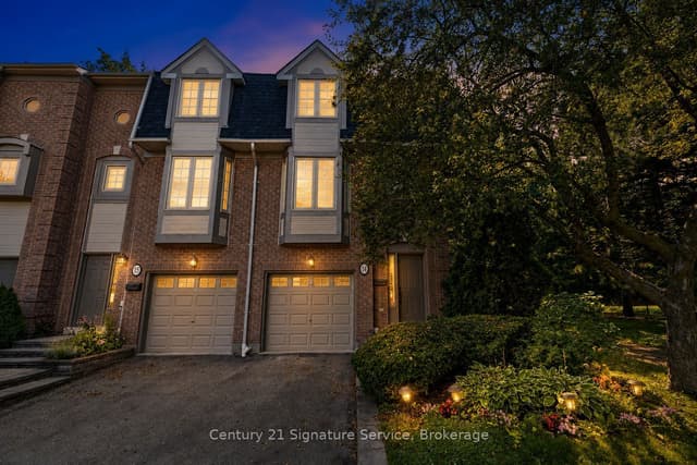 Condo Townhouse at 3140 Fifth Line W 14, Mississauga, ON L5L 1A2