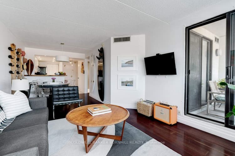 100 Bronte Road