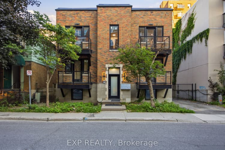 180 CLARENCE Street